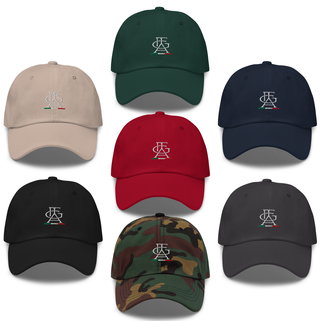 Cappello con visiera e ricamo