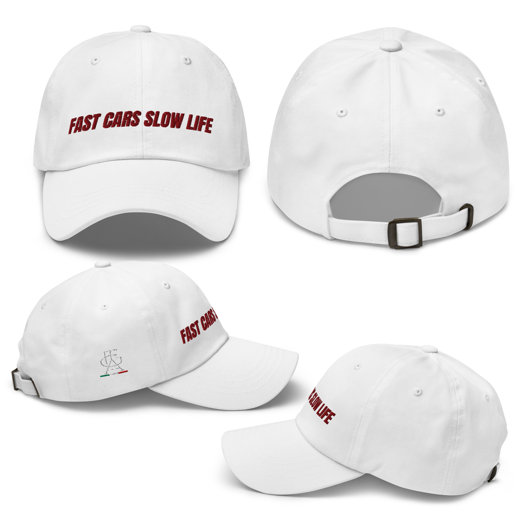 Cappello con visiera e ricamo in rilievo